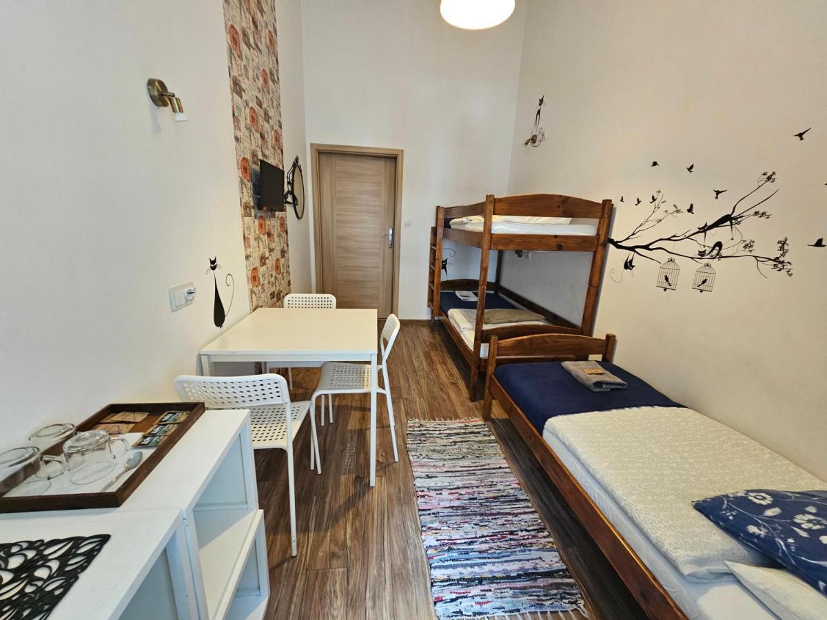 Deja Vu Hostel Varşova Dış mekan fotoğraf